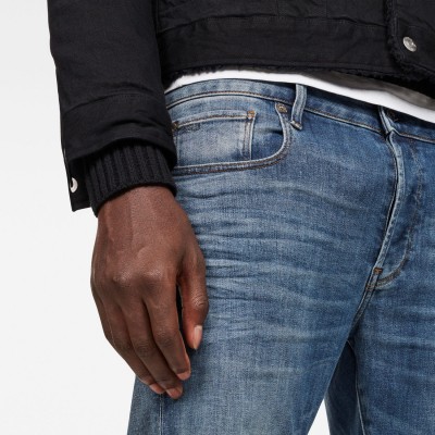 Photo jean porté poche avant